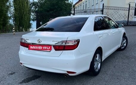 Toyota Camry, 2017 год, 1 990 000 рублей, 8 фотография