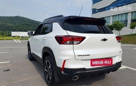 Chevrolet TrailBlazer, 2023 год, 1 825 000 рублей, 6 фотография