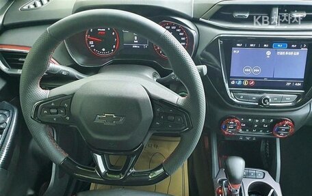 Chevrolet TrailBlazer, 2023 год, 1 825 000 рублей, 10 фотография