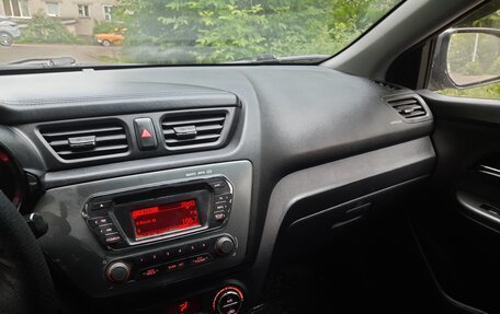 KIA Rio III рестайлинг, 2013 год, 880 000 рублей, 11 фотография