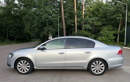 Volkswagen Passat B7, 2012 год, 1 070 000 рублей, 2 фотография