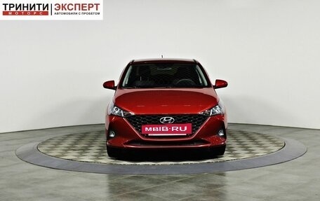 Hyundai Solaris II рестайлинг, 2021 год, 1 697 000 рублей, 2 фотография