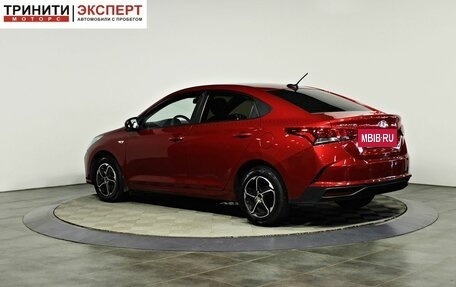 Hyundai Solaris II рестайлинг, 2021 год, 1 697 000 рублей, 4 фотография