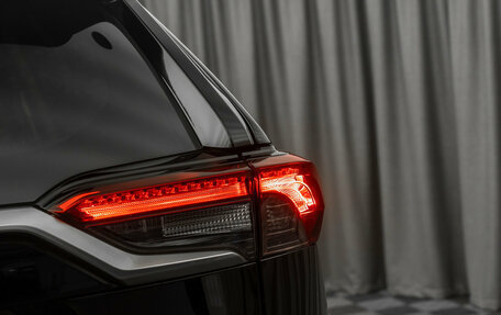 Toyota RAV4, 2019 год, 3 090 000 рублей, 31 фотография