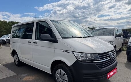 Volkswagen Caravelle T6 рестайлинг, 2022 год, 2 930 000 рублей, 1 фотография