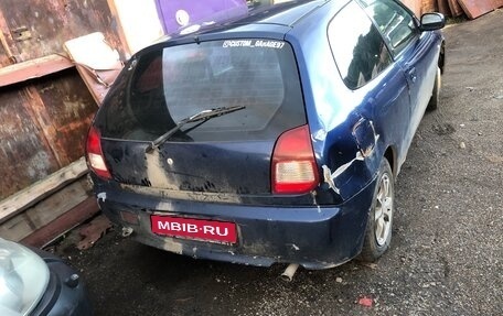 Mitsubishi Colt VI рестайлинг, 2001 год, 40 000 рублей, 1 фотография