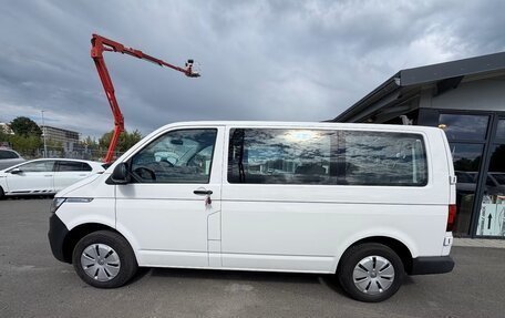Volkswagen Caravelle T6 рестайлинг, 2022 год, 2 930 000 рублей, 6 фотография