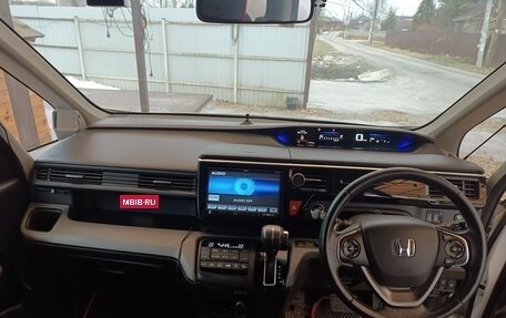 Honda Stepwgn IV, 2016 год, 2 000 000 рублей, 9 фотография