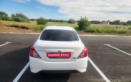 Nissan Latio I, 2015 год, 640 000 рублей, 5 фотография