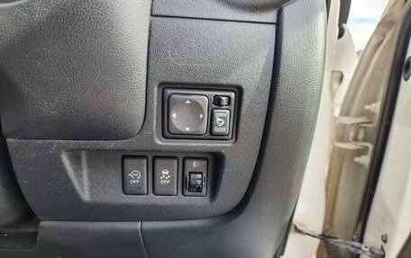 Nissan Latio I, 2015 год, 640 000 рублей, 14 фотография