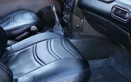 Chevrolet Niva I рестайлинг, 2005 год, 250 000 рублей, 19 фотография