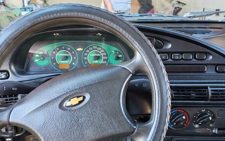 Chevrolet Niva I рестайлинг, 2005 год, 250 000 рублей, 11 фотография