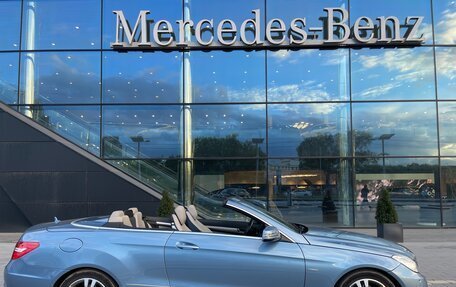Mercedes-Benz E-Класс, 2010 год, 2 900 000 рублей, 2 фотография