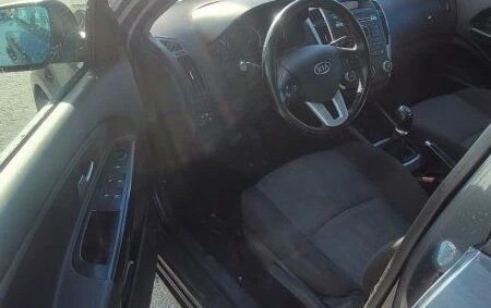 KIA cee'd I рестайлинг, 2010 год, 650 000 рублей, 11 фотография