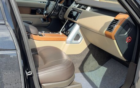 Land Rover Range Rover IV рестайлинг, 2019 год, 5 700 000 рублей, 6 фотография