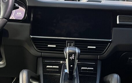Porsche Cayenne III, 2021 год, 14 000 000 рублей, 2 фотография