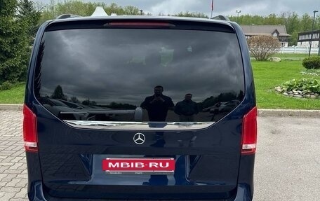 Mercedes-Benz V-Класс, 2021 год, 4 000 000 рублей, 5 фотография