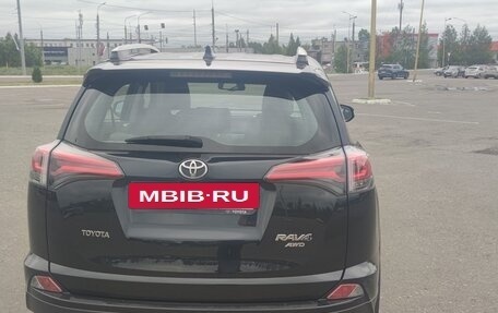 Toyota RAV4, 2017 год, 2 850 000 рублей, 8 фотография