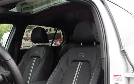 Volkswagen Golf VIII, 2022 год, 2 520 000 рублей, 14 фотография