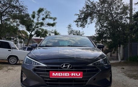 Hyundai Elantra VI рестайлинг, 2018 год, 1 200 000 рублей, 1 фотография