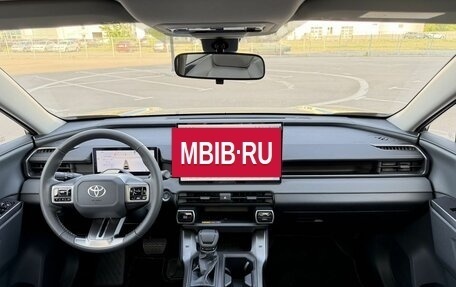 Toyota RAV4, 2026 год, 4 000 000 рублей, 29 фотография