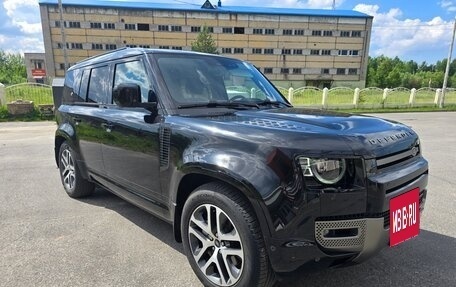 Land Rover Defender II, 2022 год, 10 000 000 рублей, 2 фотография