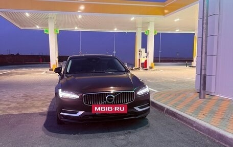 Volvo S90 II рестайлинг, 2019 год, 3 000 000 рублей, 35 фотография