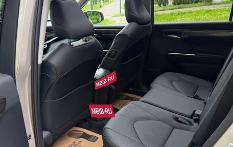 Toyota Highlander, 2026 год, 5 297 000 рублей, 14 фотография