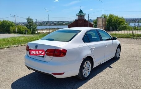 Volkswagen Jetta VI, 2014 год, 740 000 рублей, 2 фотография
