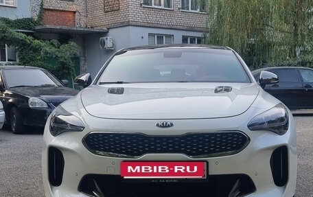 KIA Stinger I, 2018 год, 2 650 000 рублей, 2 фотография