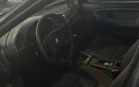 BMW 3 серия, 1991 год, 270 000 рублей, 3 фотография