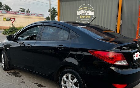 Hyundai Solaris II рестайлинг, 2011 год, 480 000 рублей, 9 фотография