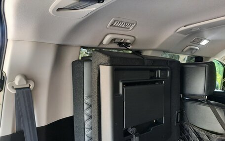 Mitsubishi Delica D:5 I, 2020 год, 3 750 000 рублей, 17 фотография