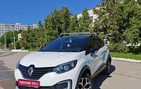 Renault Kaptur I рестайлинг, 2018 год, 1 300 000 рублей, 26 фотография