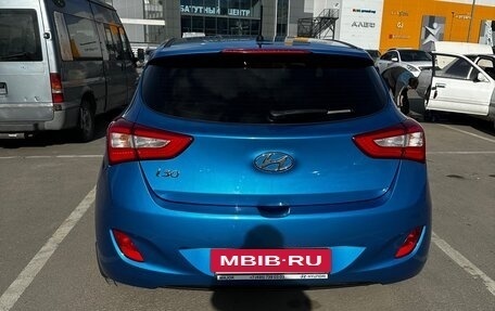 Hyundai i30 II рестайлинг, 2015 год, 1 300 000 рублей, 2 фотография
