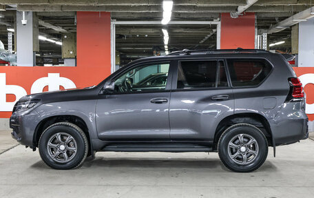 Toyota Land Cruiser Prado 150 рестайлинг 2, 2018 год, 4 950 000 рублей, 9 фотография