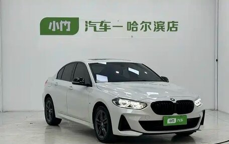 BMW 1 серия, 2023 год, 1 987 000 рублей, 3 фотография