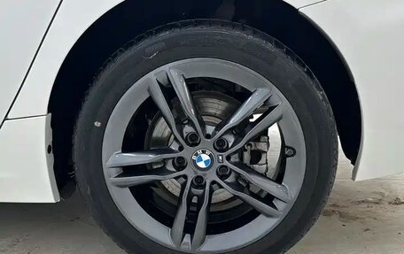 BMW 1 серия, 2023 год, 1 987 000 рублей, 16 фотография