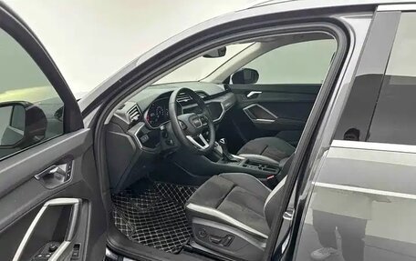 Audi Q3, 2022 год, 2 560 000 рублей, 6 фотография