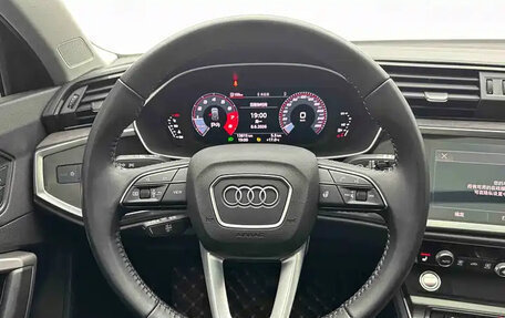 Audi Q3, 2022 год, 2 560 000 рублей, 10 фотография