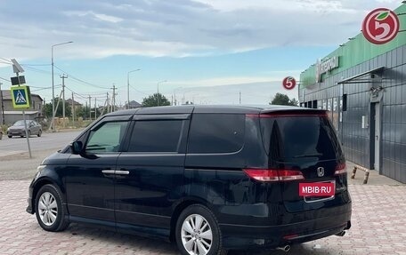 Honda Elysion I, 2007 год, 850 000 рублей, 2 фотография
