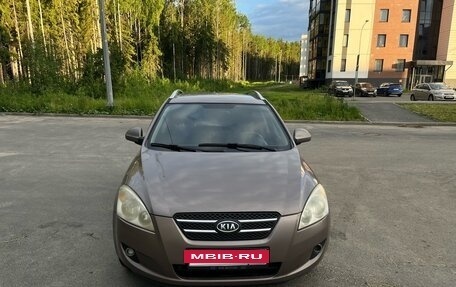 KIA cee'd I рестайлинг, 2009 год, 599 999 рублей, 2 фотография