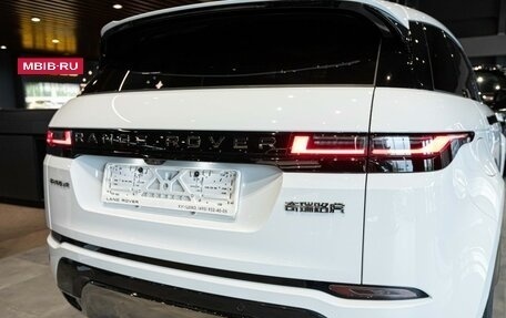 Land Rover Range Rover Evoque II, 2025 год, 5 795 000 рублей, 6 фотография