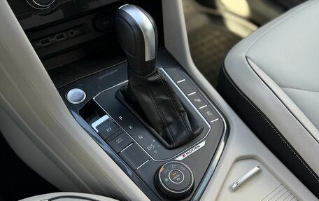 Volkswagen Tiguan II, 2019 год, 2 990 000 рублей, 18 фотография