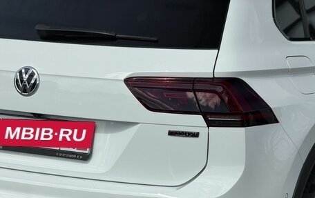 Volkswagen Tiguan II, 2019 год, 2 990 000 рублей, 9 фотография