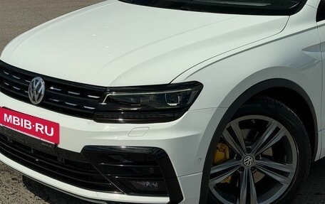 Volkswagen Tiguan II, 2019 год, 2 990 000 рублей, 10 фотография