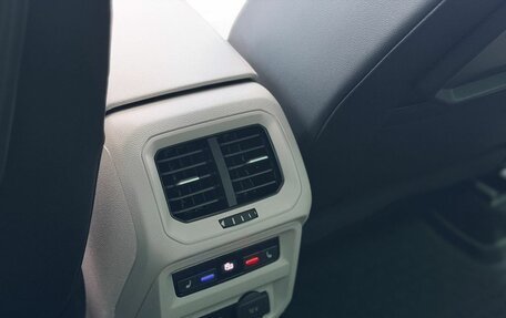 Volkswagen Tiguan II, 2019 год, 2 990 000 рублей, 32 фотография