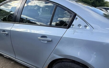 Chevrolet Cruze II, 2010 год, 290 000 рублей, 4 фотография