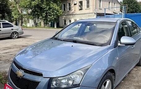 Chevrolet Cruze II, 2010 год, 290 000 рублей, 2 фотография