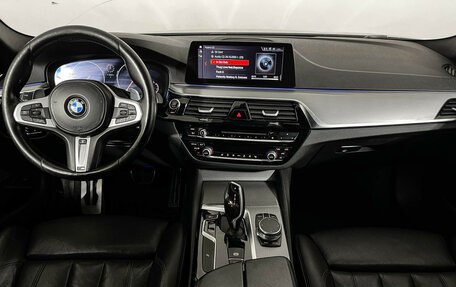 BMW 5 серия, 2018 год, 3 197 000 рублей, 12 фотография